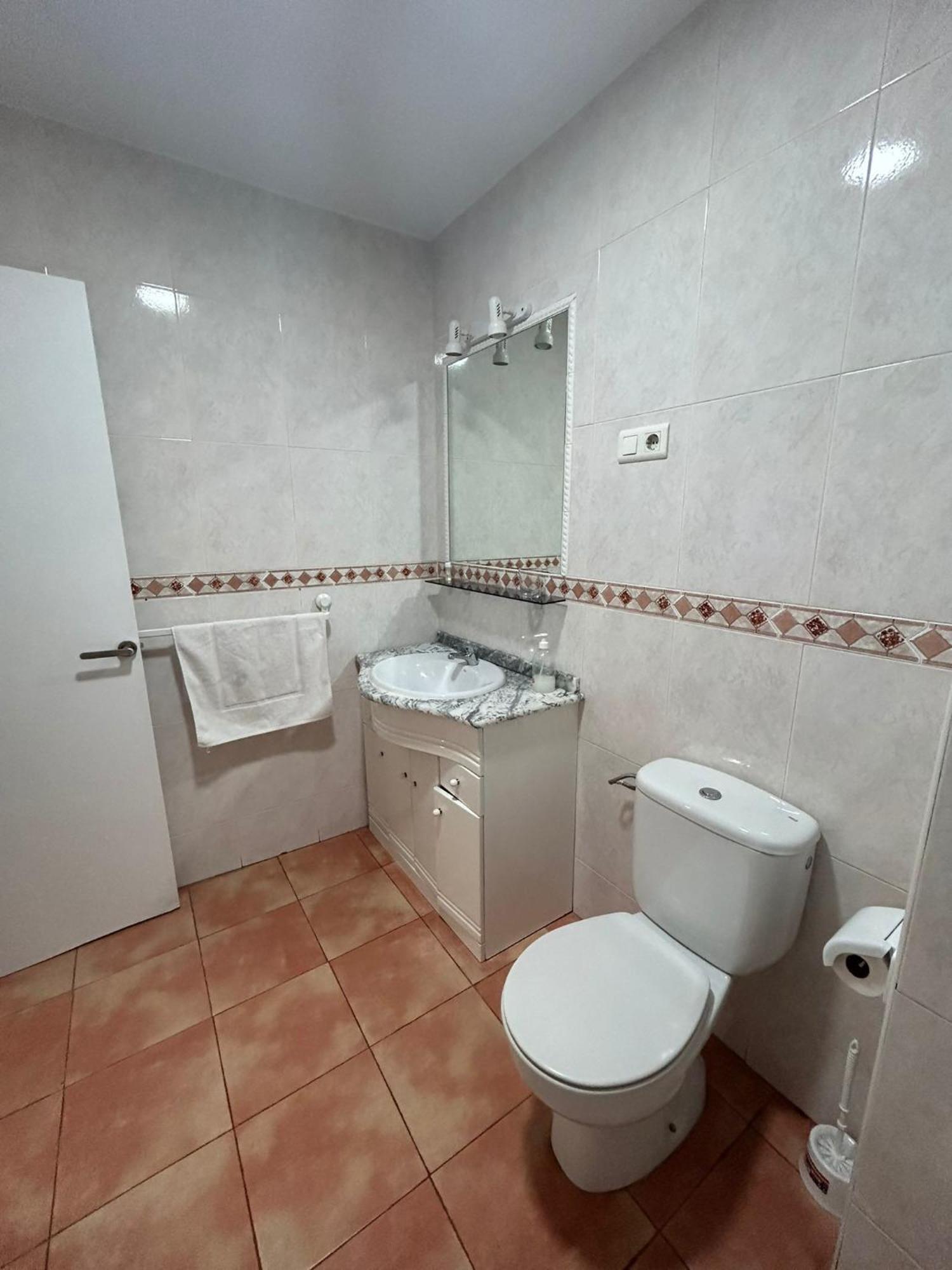 Vialia Piso Centrico Wifi Maria Zambrano Andra Apartment Малага Екстериор снимка