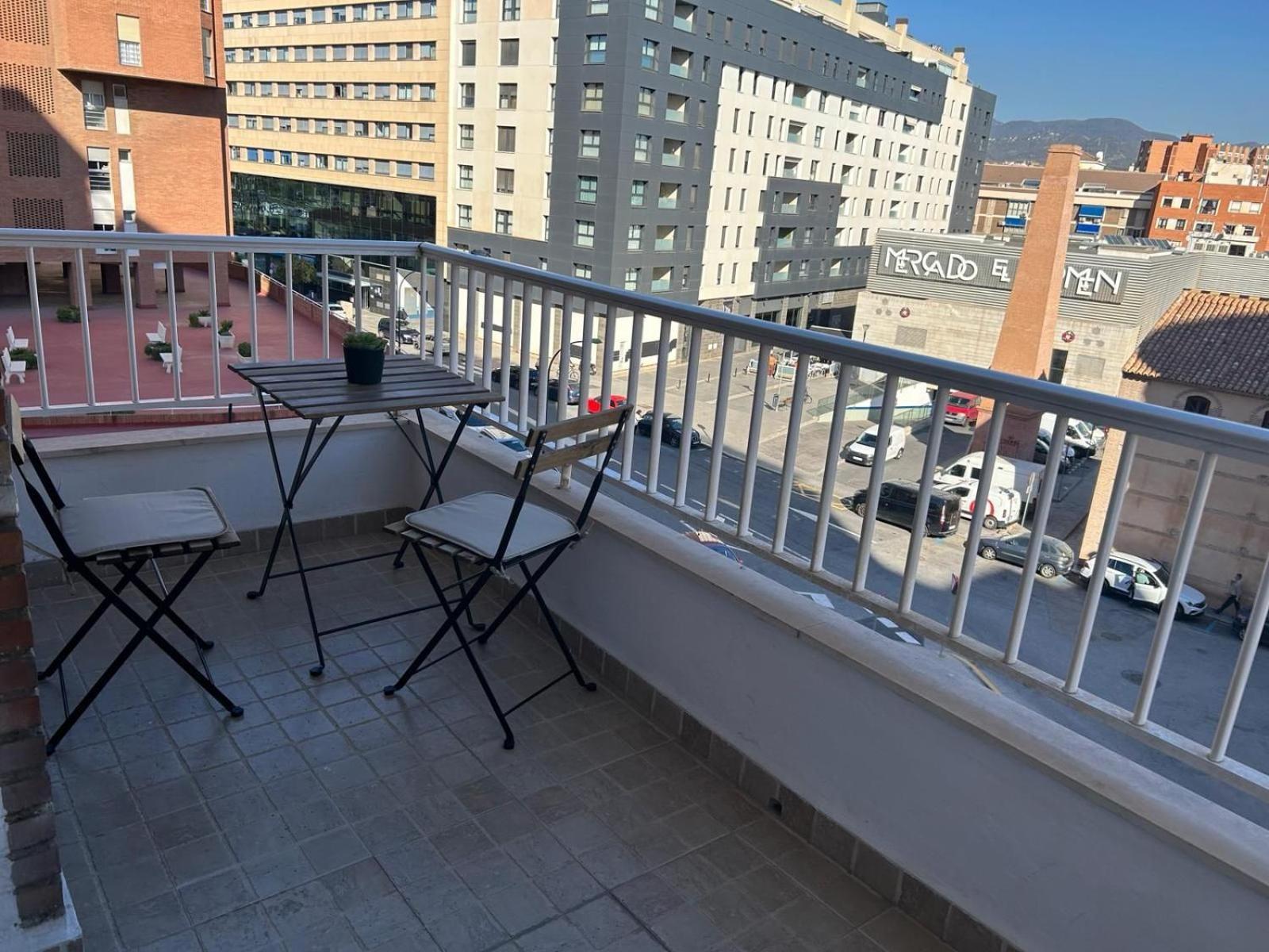 Vialia Piso Centrico Wifi Maria Zambrano Andra Apartment Малага Екстериор снимка